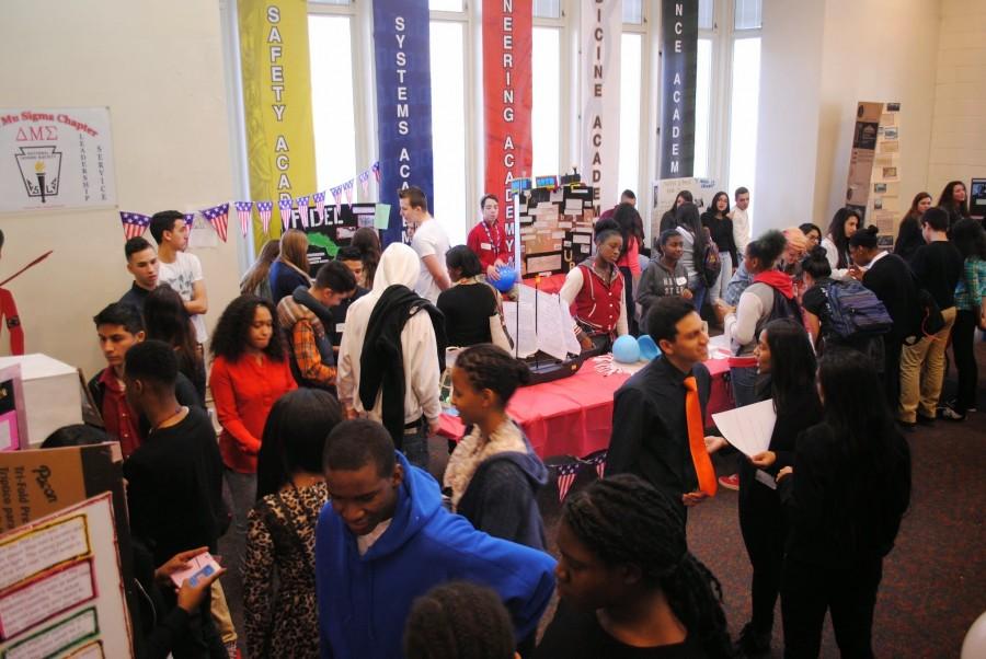 DMAE History Fair Links Past to Present: Provides Practice of National History Day