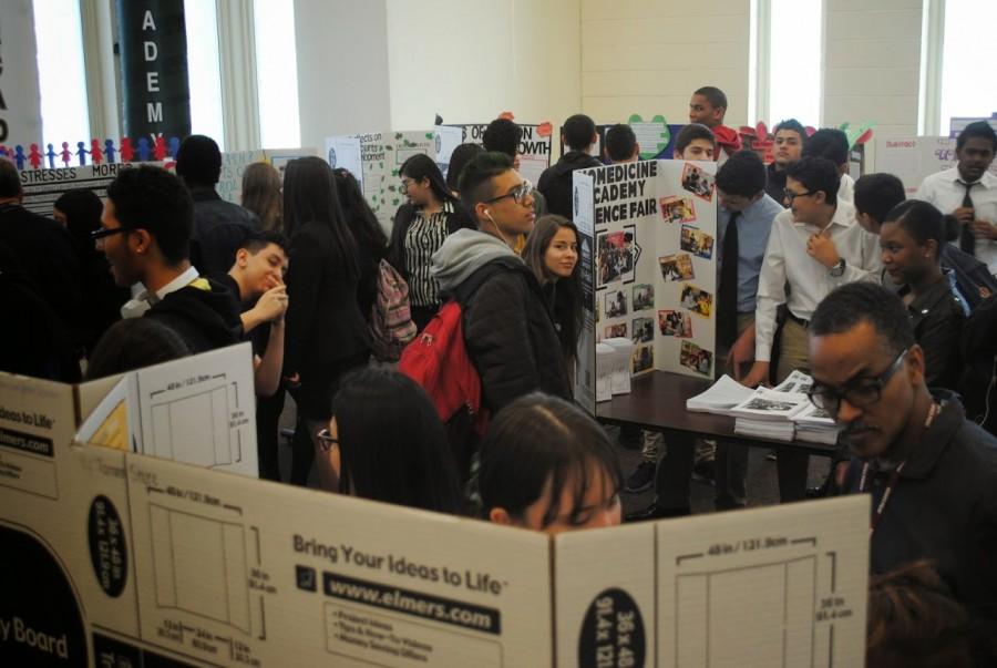 DMAE Brings Back Its Science Fair